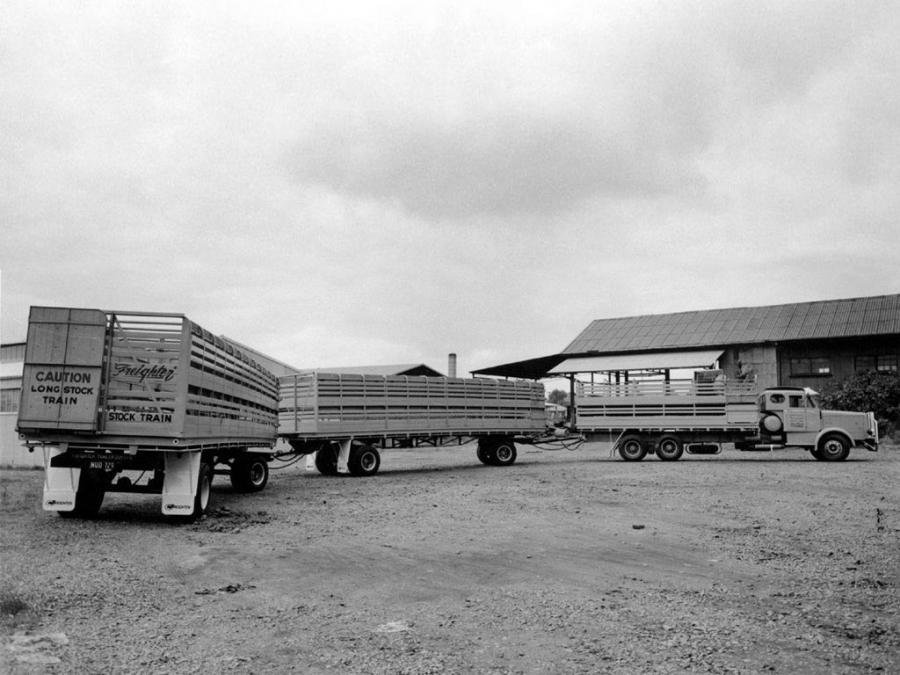  AEC Mammoth Mk III 6x4 (2631) 1956 года  (фото 4 из 5)